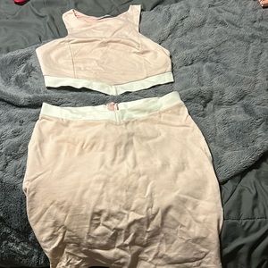 Women’s skirt set